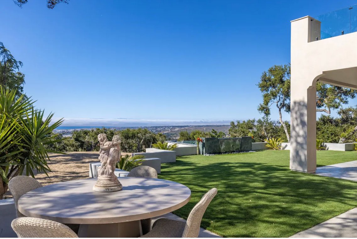Casablanca estate